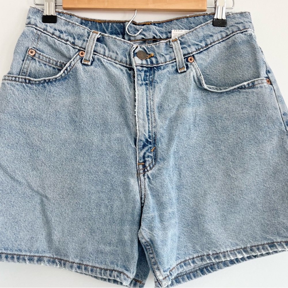 Vintage Levi’s 1990s 950s Highwaisted Denim Jean Shorts 37952 Juniors 9 - Picture 3 of 7